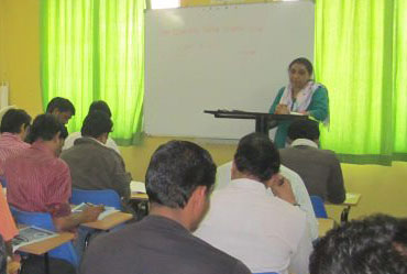 UPSC foundation batches, Prof. Meeta Chaudhari guides students for MPSC - UPSC.
